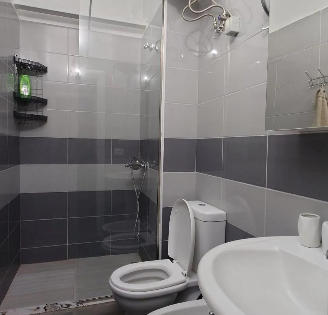 Giardino Alto Apartment Durres 0*,  Albania